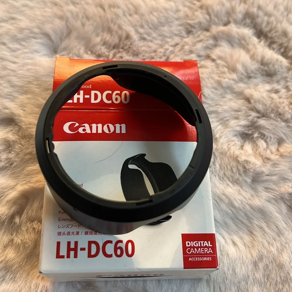 Canon LH-DC60 Lens Hood